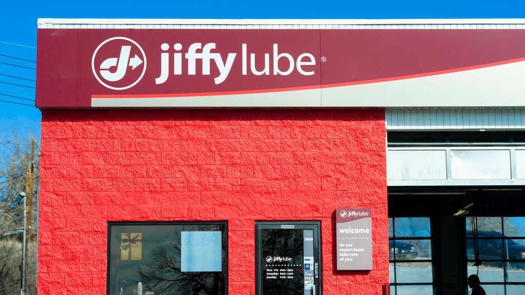 Georgia mother arrested after trying to abandon 6-month-old child at Mableton Jiffy Lube, police say — Dunwoody Health news